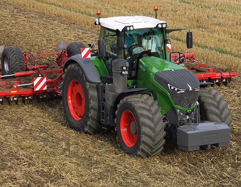 Tractor registrations stayed strong in July 2018