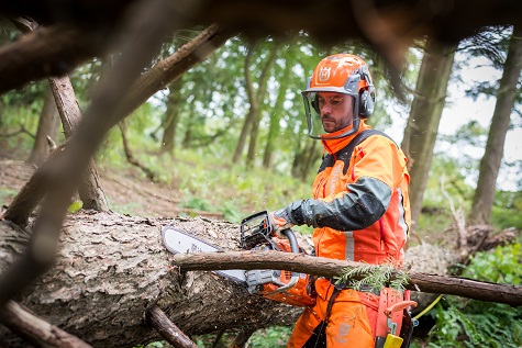 The X-CUT C85 when used in combination with the NEW 572 XP® chainsaw offers a 12% increase in cutting capacity compared to the 372 XP® and H42 chain