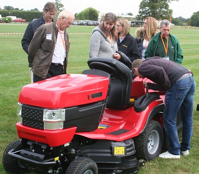 Ariens dealers check out new models