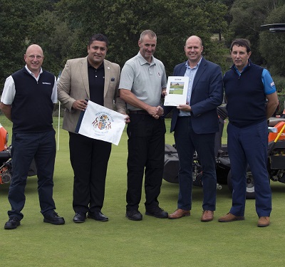 L-R: Rob Hayward, export sales manager at Ransomes Jacobsen; Andre Andrade, international sales director at Ransomes Jacobsen; Graham Brumpton, course manager at Ipswich Golf Club, Will Carr, golf sales manager at Ransomes Jacobsen, Kevin Lovelock, director of golf at Ipswich Golf Club.