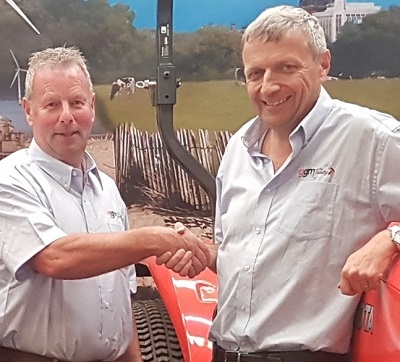 Ian Campbell (left) is welcomed to the GGM Groundscare team by Chris Gibson