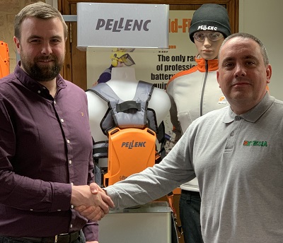 L-R: Paul Carney from Camsaw shakes hands with Stephen Muir of Etesia UK after becoming Pellenc distributor in Ireland