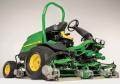 John Deere's new fairway mowers can be seen at the roadshows