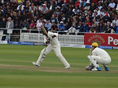 Brian Lara bats, Adam Gilchrist keeps - turn back the clock!