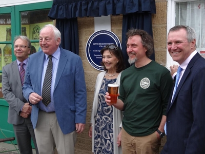 David Hagg (Stroud District Council), Chris and Trish Biddle, Greg Pilley (Stroud Brewery) and David Withers
