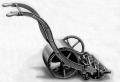 The first mower produced by Ransomes in 1832: the “Buddings Patent”