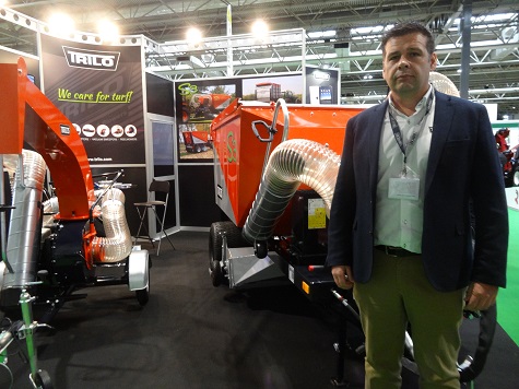 Jeremy Vincent on the Trilo stand 