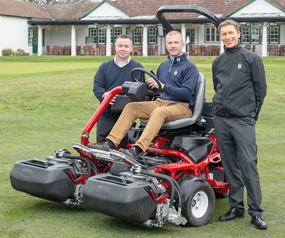 Course manager Andy Ewence, centre, with club secretary Richard Pennell, right, and Reesink’s Mike Taylor 