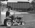 John Deere's 110 lawn tractor