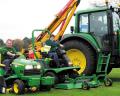 John Deere equipment in use on a John O'Conner six-year contract with the Isle of Wight Council. The fleet was supplied by two John Deere dealers, New Forest Farm Machinery and R Hunt (Agricultural Engineers).