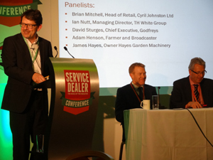 Duncan Murray-Clarke closes the conference (also pictured Adam Henson and Ian Nutt)