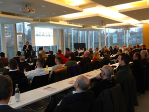 Stewart Anderson presents to the dealers