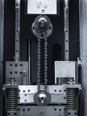 The new chain is pre-stretched in Husqvarna's new factory