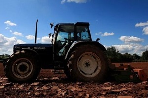 The total tractor power sold in the first half of 2017 was 1.002 million hp