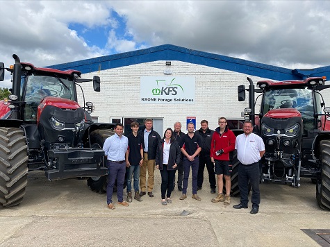The Krone Forage Solutions team together with Case IH area sales managers Simon Pratt (far left) and Robert Fox (far right)