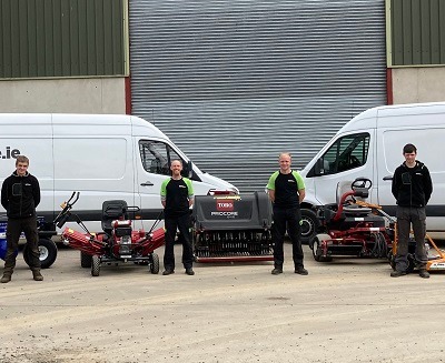 Barry Drennan (2nd from left) of Golfhire.ie with his staff