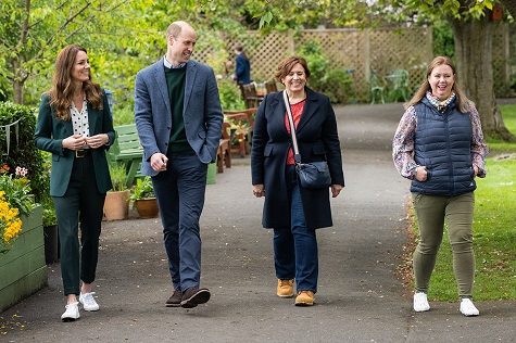 The Duke and Duchess of Cambridge with Jo Barnett, Chair of Fields in Trust and Janet McArthur of the Friends of Starbank Park.