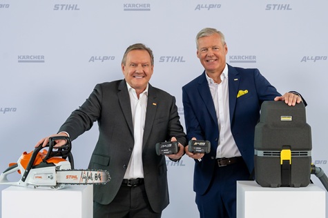 Michael Traub and Hartmut Jenner
