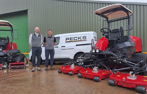 L-R: James Grimwood (aftersales director) and Jeremy Birkenshaw (groundcare sales and service manager)