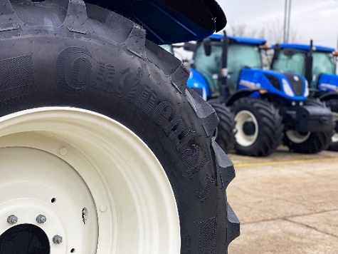 New Holland have entered into a new relationship with a tyre manufacturer